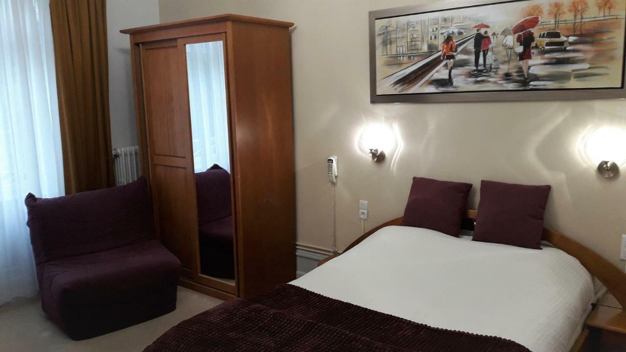 Hotel De France มงเบลียาร์ ภายนอก รูปภาพ